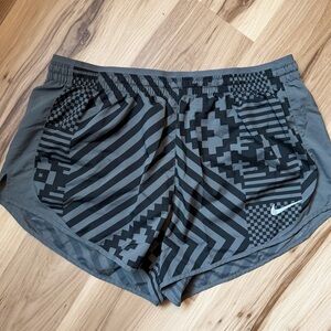 Nike Gray & Black Geometric Running Shorts